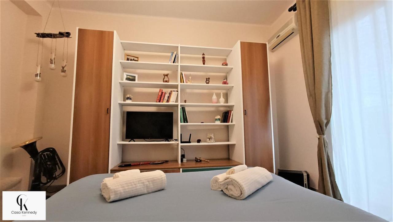 Appartamento Casa Kennedy Bari Esterno foto